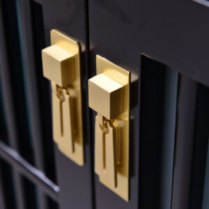 Handles, Knobs & Pulls